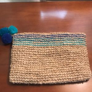 NWOT Great summer clutch 🌞🌼👛